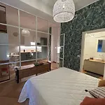 Comfort Chic - Central Station